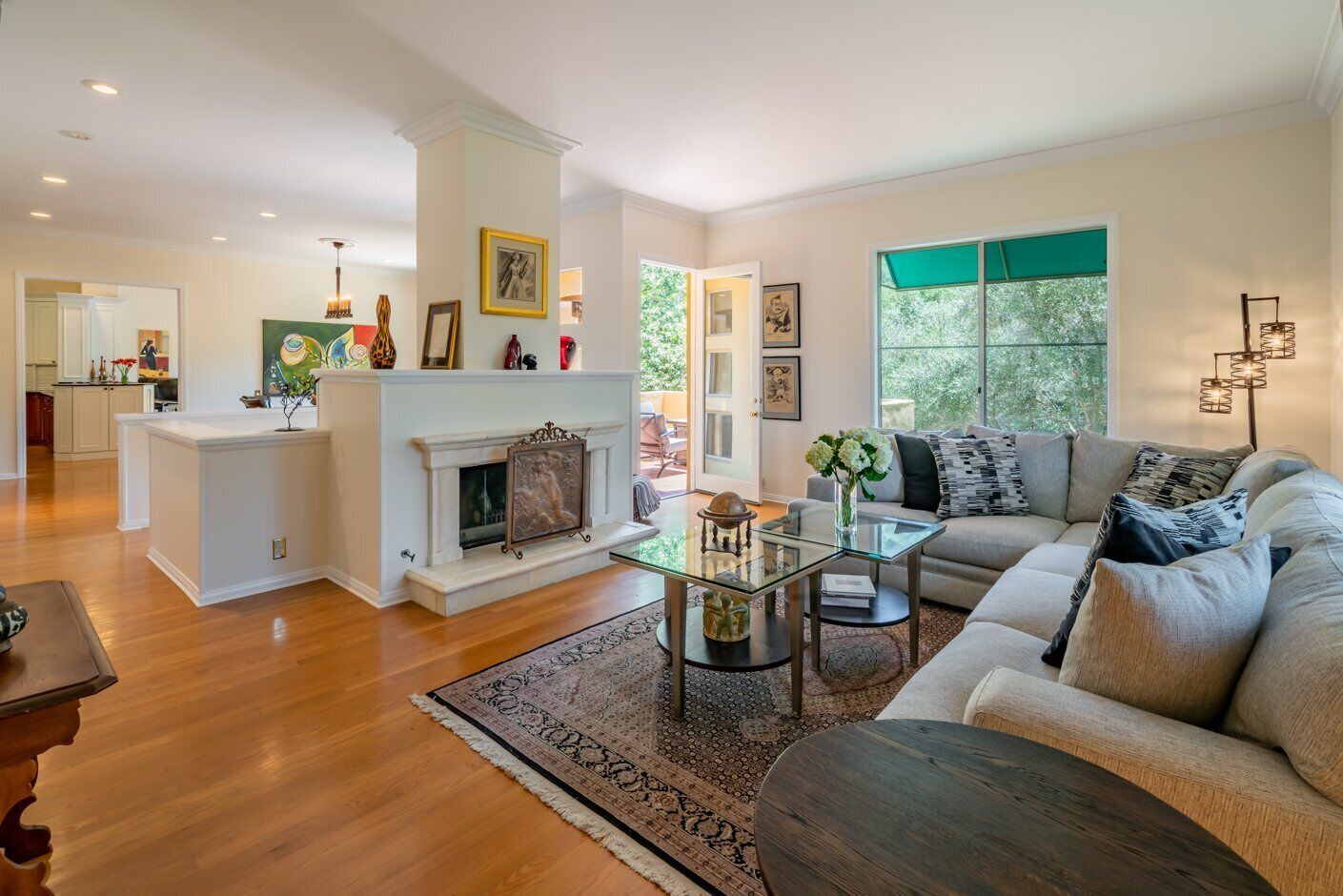 TV, fireplace, stereo