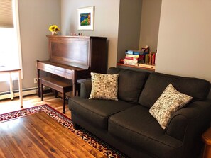 Smart TV, books, offices