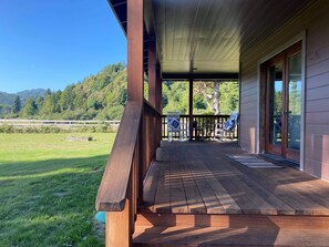 Terrace/patio -  FARM HOUSE ON ACREAGE IN THE REDWOODS (Klamath)