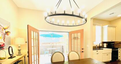 The Retreat @ Carlton Landing, an Elegant Farmhouse located in a 5 star resort!!