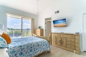 3 間睡房、免費 Wi-Fi、床單