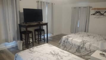 4 habitaciones, escritorio y wifi gratis