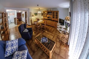 Living area - Sol de Espana Apartamentos (Cambrils)