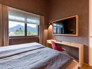 2 bedrooms, Internet, bed sheets, wheelchair access