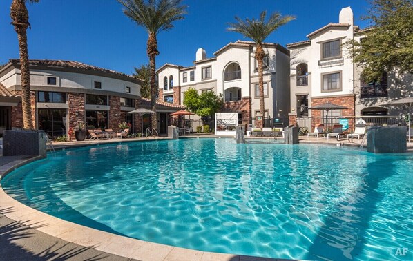 Outdoor pool, a heated pool