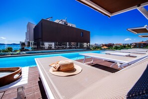 Outdoor pool, a heated pool