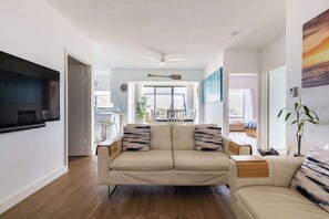 TV, Netflix, streaming services, offices