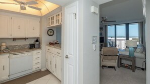 Unclassified image, 3 of 22, button