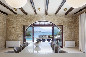 Dining - Villa Lygia - Beachside Luxury Redefined: by etouri (Rethymno)