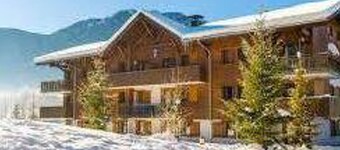 Duplex apartment with pool in Samoëns