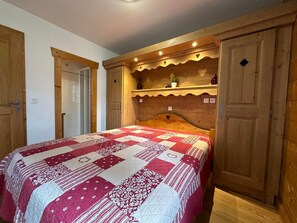 2 間睡房、免費 Wi-Fi