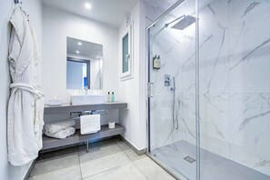 Premium Room | Bathroom -  Flamingo Hotel (St. Julian's)