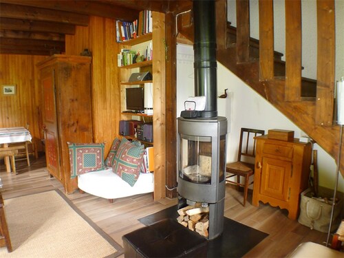 Sunny Chalet near Morillon Lifts - Spacious, Quiet, Great Amenities