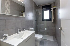 Een douche, een haardroger