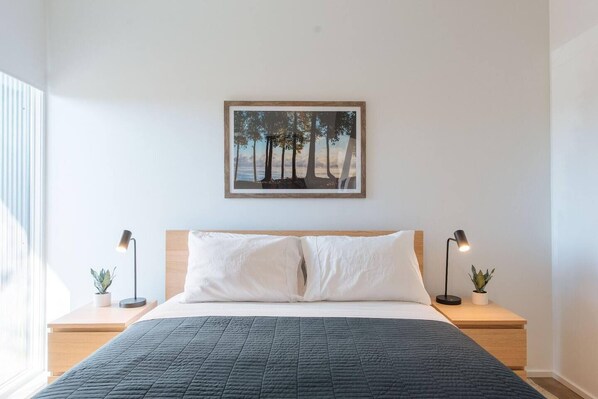 3 habitaciones, tabla de planchar con plancha y wifi gratis 