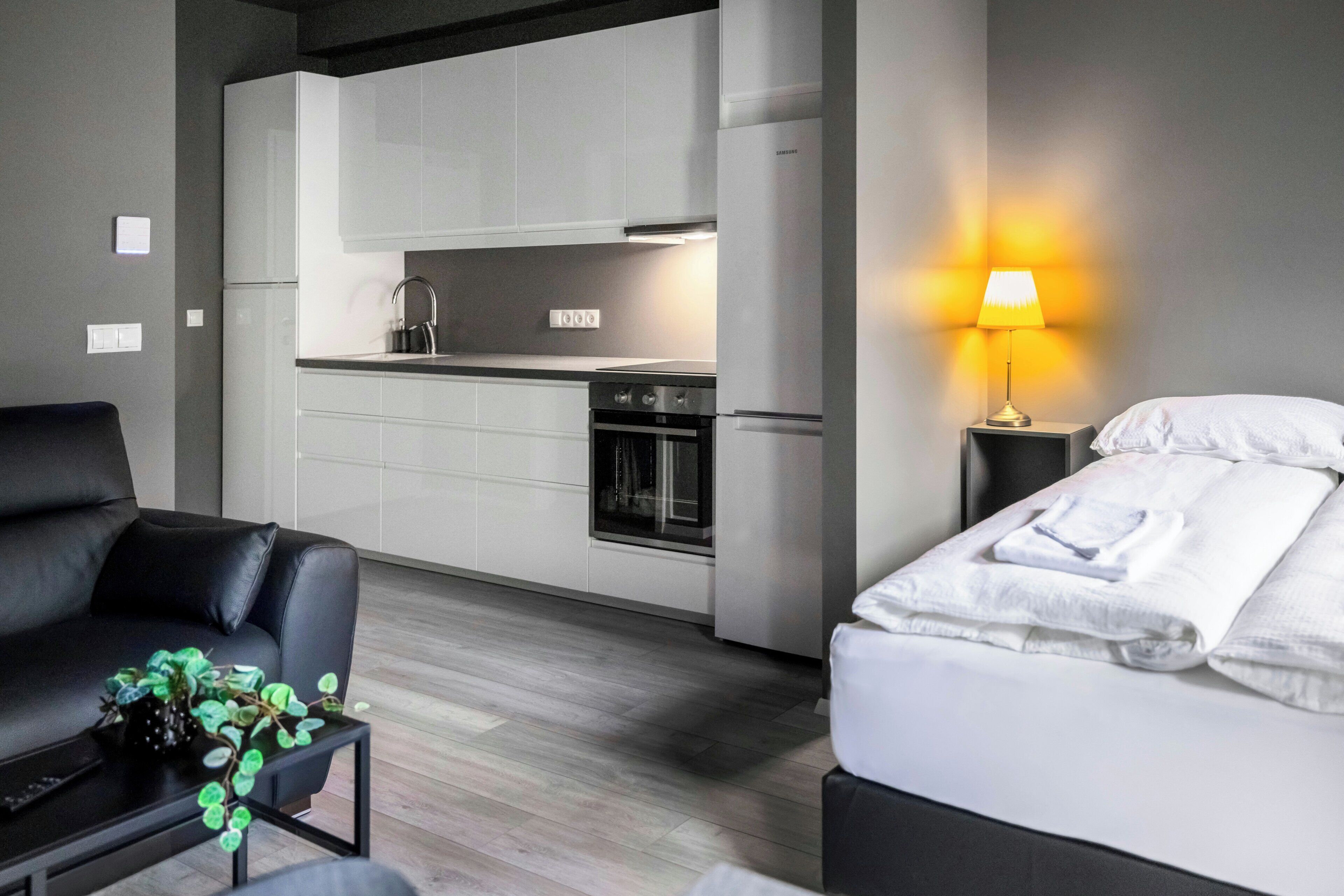 Allergikerbettwaren, Verdunkelungsvorhänge, kostenlose Babybetten