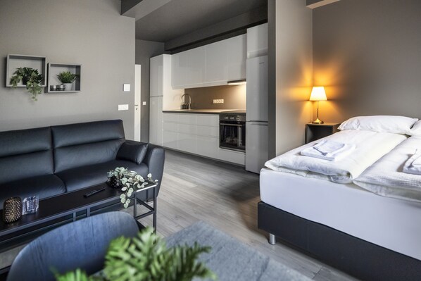 Hypo-allergenic bedding, blackout curtains, free cots/infant beds - The New Post Office (Vestmannaeyjar)