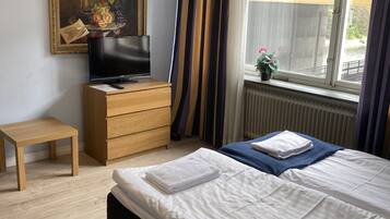 Basic Apartment, 1 Bedroom | 1 bedroom, iron/ironing board, free WiFi