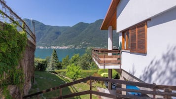 Vila família, vários quartos, 2 banheiros, ao lado do lago (Villa Marilyn) | Área da propriedade