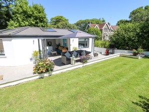 Cottage | Interior - Summerhouse (Tenby)