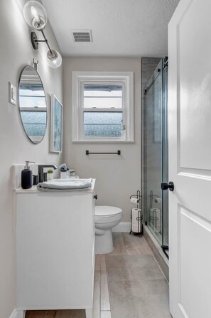 Nicht klassifiziertes Bild, 2 von 25, Schaltfläche