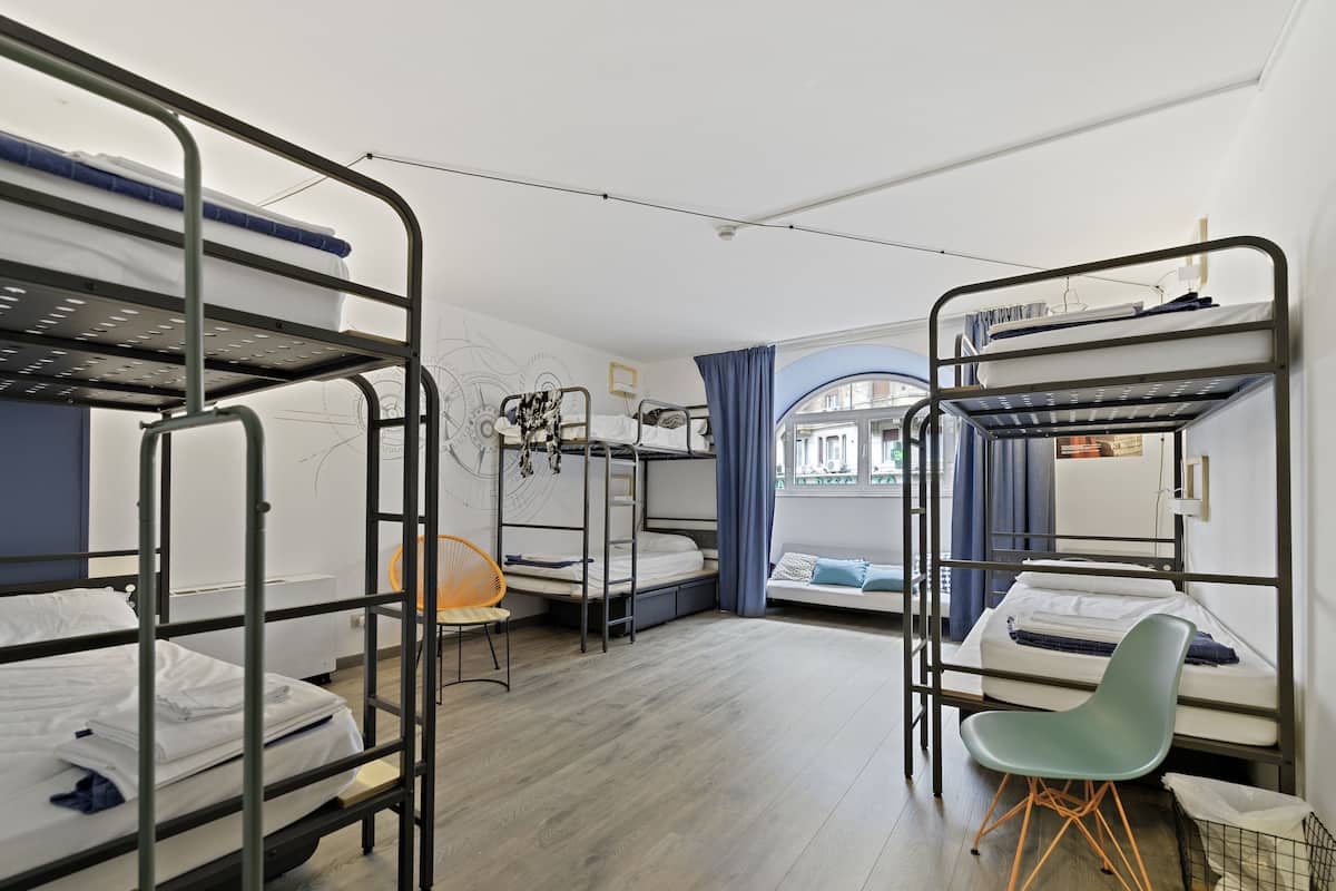 Shared Dormitory, Mixed Dorm (6 people)