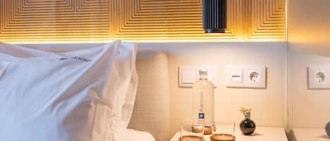 Comfort Double Room | In-room safe, free WiFi, bed sheets