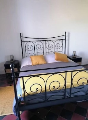 2 bedrooms, WiFi