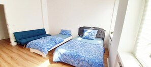 2 bedrooms, free WiFi, bed sheets