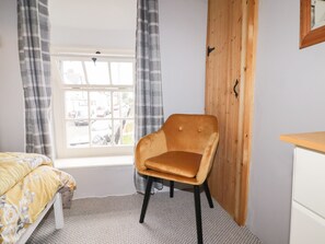 Cottage | 1 bedroom, individually decorated, individually furnished, free WiFi - Kooky Cottage (Brecon)