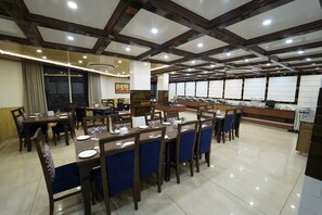 Restaurant - Abhilashi Residency & Spa Manali (Manali)