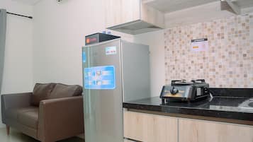Kamar | Dapur pribadi | Lemari es, kompor, dan peralatan masak/sendok-piring