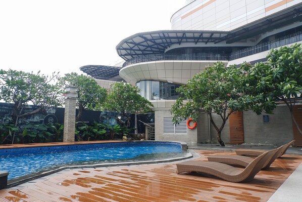 Exterior - Exclusive Studio Apartment at Grand Sungkono Lagoon (Surabaya)