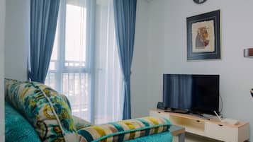 Room | Living area | TV