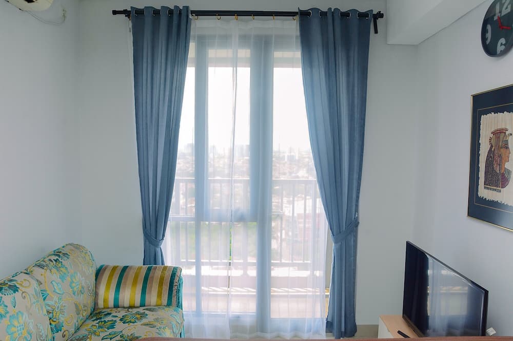 Spacious 2BR at Royal Olive Apartment
