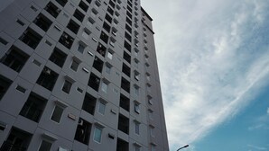 Gambar tidak terklasifikasi, 3 dari 15, tombol
