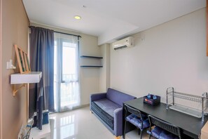 1 bedroom, free WiFi, bed sheets