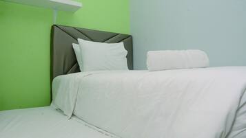 Room | 2 bedrooms, free WiFi, bed sheets