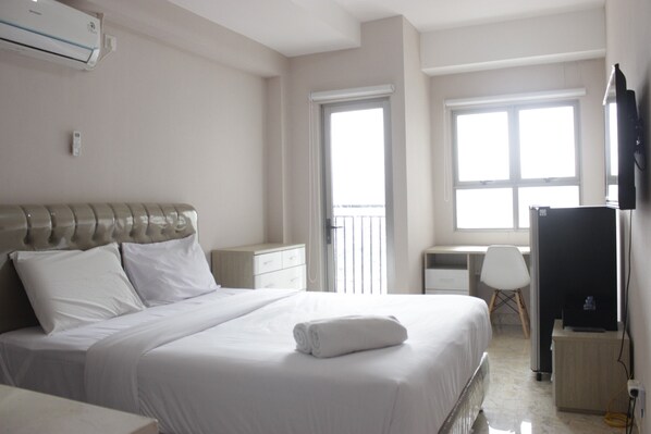 Interior - Comfy Studio Room at Mekarwangi Square Apartment Cibaduyut (Bandung)