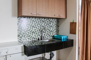 Private kitchen - Stunning 2BR at Green Central City Apartment (Jakarta)