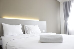 Room | Free WiFi, bed sheets - Comfy Studio Apartment at Harvard Jatinangor near UNPAD (Cileunyi)