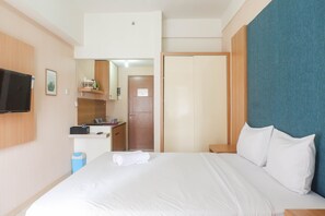 Room | Free WiFi, bed sheets - Best Value & Clean Studio Room Apartment at Pavilion Permata 2 (Surabaya)
