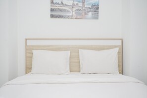 Bed sheets - Comfort and Minimalist Studio Apartment at Springwood Residence (Tangerang)