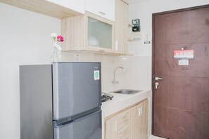 Phòng | Bếp riêng | Tủ lạnh, bếp nấu, dụng cụ nấu nướng/bát dĩa/dao nĩa 