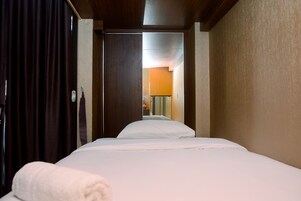 Room | WiFi (free), bed sheets