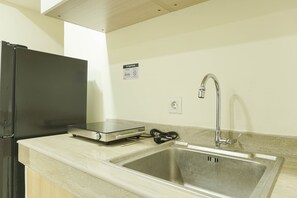 Kamar | Dapur pribadi | Lemari es, kompor, dan peralatan masak/sendok-piring