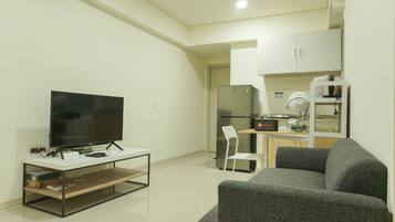 Room | Living area | TV