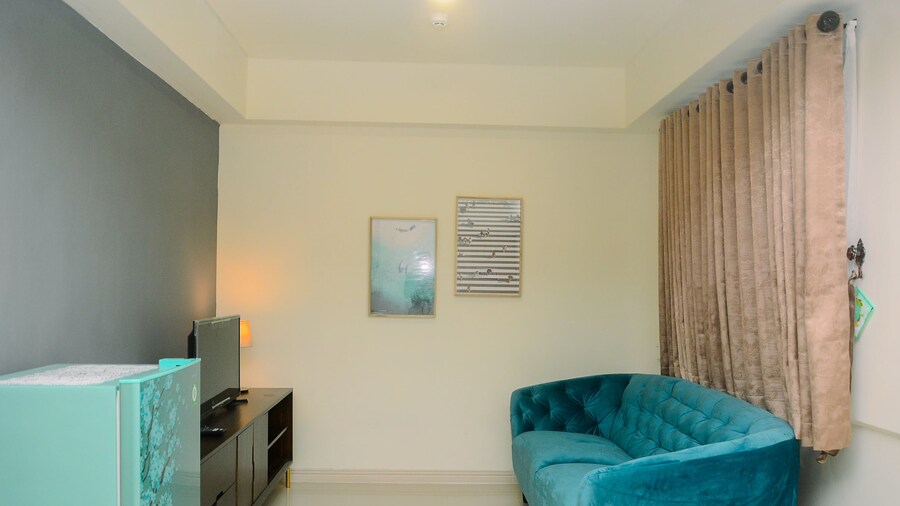Comfortable 2BR at Meikarta Apartment