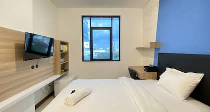 Smart Studio Room Semi Apartment at The Lodge Paskal near BINUS University