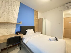 Room | Free WiFi, bed sheets
